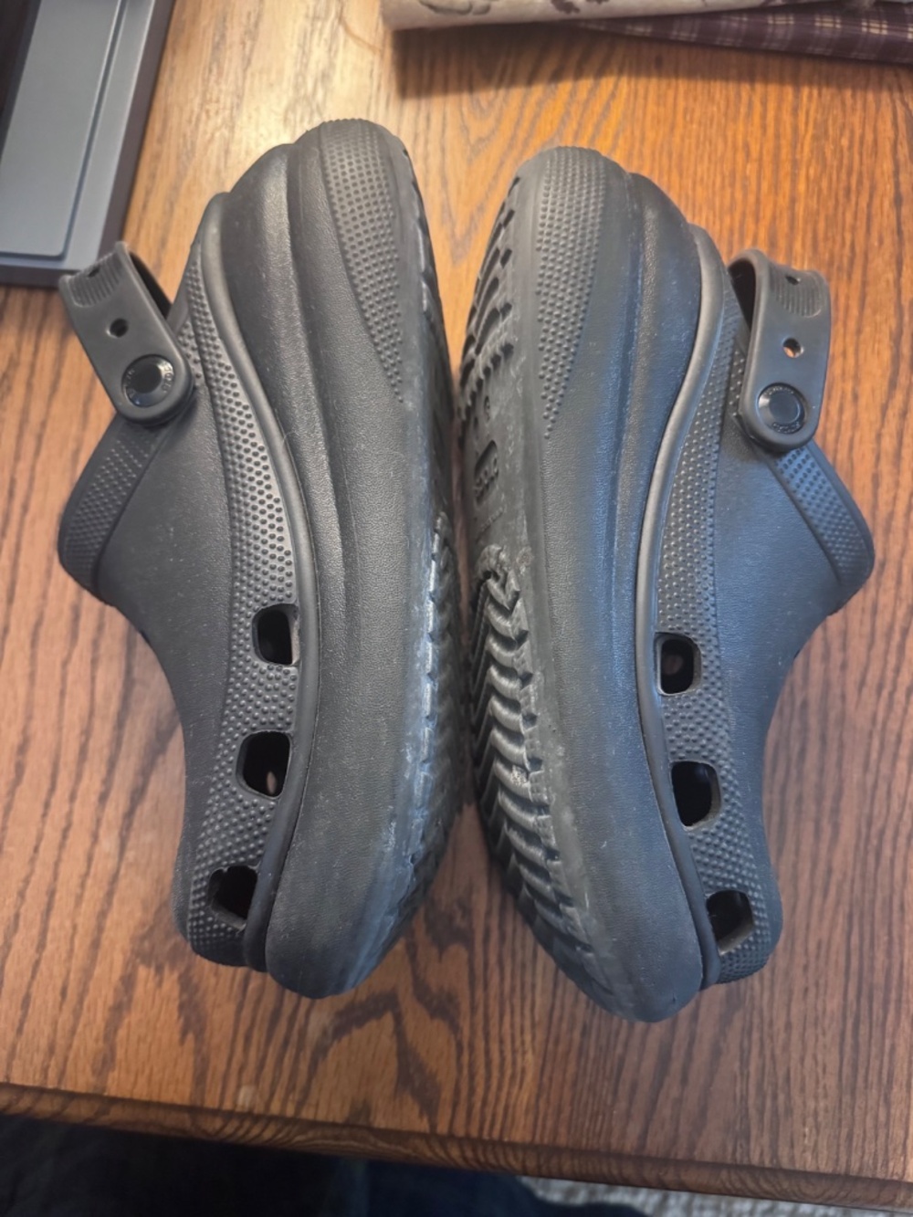 Platform Crocs - Picture 5 of 5